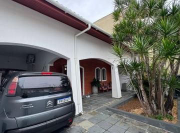 Casa de 3 quartos, Itanhaém · Casa na praia com 3 quartos e área gourmet em Itanhaém.