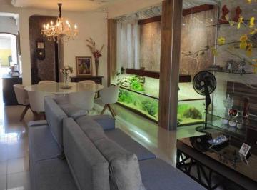 Casa de 3 quartos, Diadema · Sobrado à venda em Taboão bem localizado