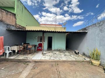 Casa de 1 quarto, Riacho Fundo · Casa Térrea no Riacho Fundo II: O Quintal dos Seus Sonhos com Preço de Apê!