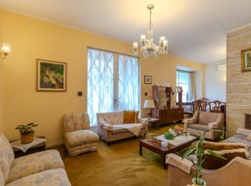 3f286698-4f89-45c1-af09-22a07b8f2b66 · Casa para venda em Pacaembu com 3 quartos, 330m²