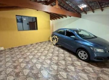 Foto 01 · Casa à venda em Taubaté-SP: 2 quartos, 1 suíte, sala, banheiro, 1 vaga de garagem no Jardim Sandra M