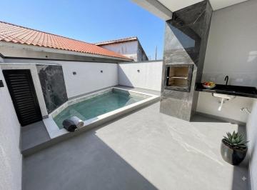 Casa de 2 quartos, Peruíbe · Casa com 2 quartos e piscina em Peruíbe - R$ 480.000,00.