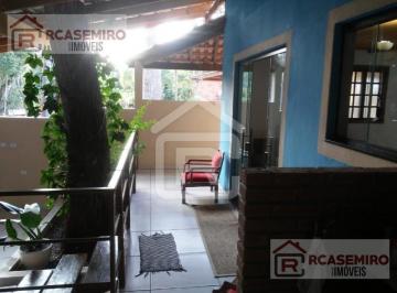 Foto 01 · Casa com fino acabamento