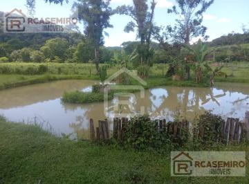 Foto 01 · Chácara com lago