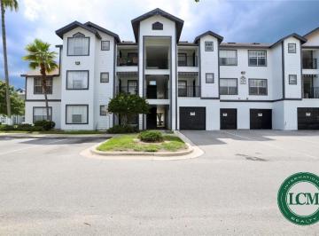 Foto 02 · Apartamento à venda em Kissimmee