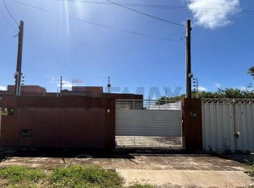 Casa · 100m² · 3 Quartos · 2 Vagas · More ou Invista! Casa Completa com 3 Quartos em Localização Privilegiada na Praia do Amor, Conde-PB