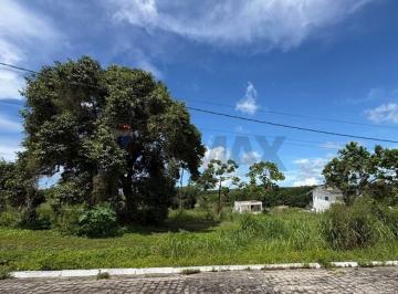 Terreno · 300m² · 2 Vagas · O MENOR PREÇO EM CONDOMÍNIO FECHADO A MENOS DE 6 KM DA PRAIA!
