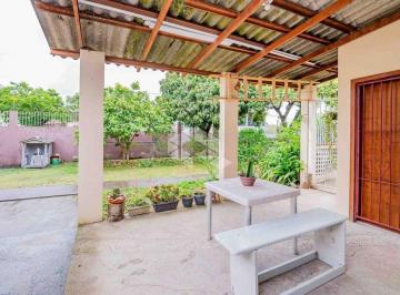 Casa · 184m² · 3 Quartos · 3 Vagas · Casa com 3 dormitórios e 03 vagas de garagem, à venda no bairro Passo das Pedras em Porto Alegre com