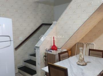 Casa · 128m² · 3 Quartos · 8 Vagas · Sobrado com documentação regularizada e apto para financiamento bancário