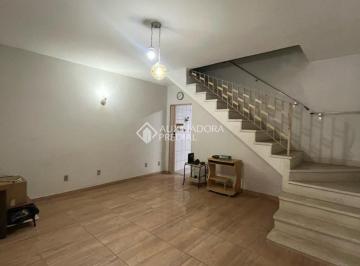 Casa · 173m² · 3 Quartos · 2 Vagas · Seu Novo Lar Espera por Você: Sobrado com Localização Privilegiada!