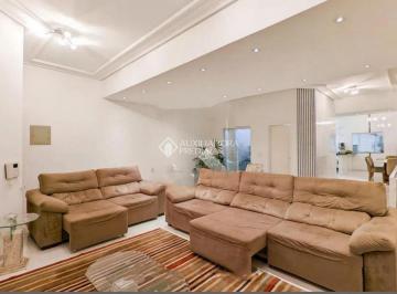 Casa · 250m² · 4 Quartos · 5 Vagas · Sobrado à venda com 330m², 4 quartos sendo 2 Suites c/ Hiidro,  5 vagas