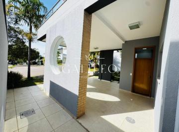 Casa · 250m² · 3 Quartos · 2 Vagas · Casa para venda em Engordadouro de 250.00m² com 3 Quartos, 3 Suites e 2 Garagens