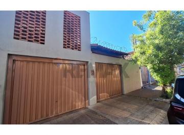 Casa · 211m² · 3 Quartos · 2 Vagas · Casa para venda em Campos Elíseos de 211.00m² com 3 Quartos e 2 Garagens