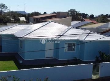 Casa · 200m² · 3 Quartos · 2 Vagas · Ampla Casa Mobiliada no Rio Vermelho