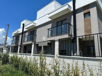 Casa · 98m² · 3 Quartos · 1 Vaga · Linda Casa Duplex em Condominio fechado