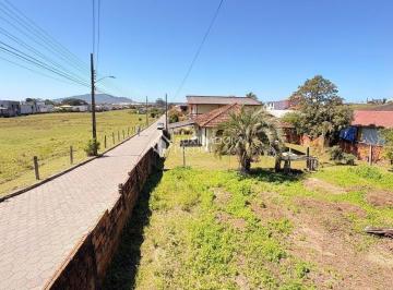 Terreno · 640m² · TERRENO DE ESQUINA EM OTIMA LOCALIZAÇÃO NOS INGLESES