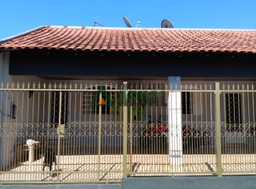 19446415230.jpg · CASA COM 3 QUARTOS A VENDA NA REGIÃO LESTE DE LONDRINA.