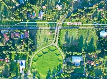 Terreno Venda  · Lote de 5.100 m² com poço pomar e irrigação no Condomínio Alto da Boa Vista