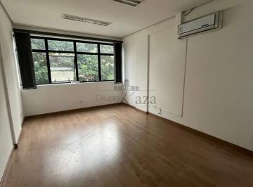 Comercial · 35m² · Oportunidade - Sala Comercial - Jardim Aquárius - 35m².