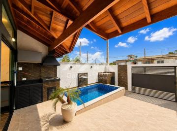 Casa · 80m² · 2 Quartos · 2 Vagas · Casa com Piscina e churrasqueira no bairro Ribamar em Peruíbe