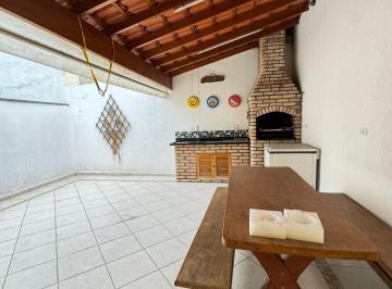 Casa · 195m² · 3 Quartos · 5 Vagas · Sobrado 3 Suítes com 5 Vagas a 500m do Shopping Partage