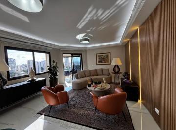 Casa de 4 quartos, São Paulo · Apartamento de 230 m² com 4 suítes à venda em Santana