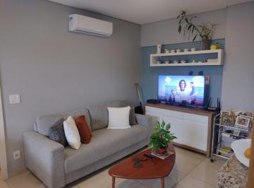 Apartamento · 80m² · 3 Quartos · 2 Vagas · Apartamento à Venda no Guará II: 3 quartos sendo 1 Suíte, Sol da Manhã, 2 vagas cobertas, Res. Duett