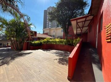 Comercial · 8 Quartos · 1 Vaga · Casa Térrea Comercial com 8 Salas, Amplo Quintal e Excelente Localização – Freguesia do Ó