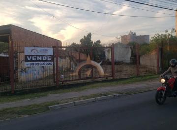 Terreno · 587m² · Vendo terreno na Batazar de 567m2 ( 13,5 x 43,5), muito bem localizado!