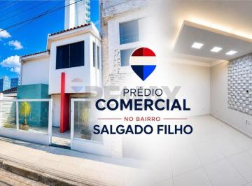 Casa · 300m² · 11 Quartos · Imóvel Comercial para alugar no Bairro Salgado Filho, Aracaju/SE - 11 salas e terraço - 300m² - R$ 9