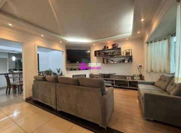 Casa · 250m² · 5 Quartos · Casa à venda - em Ibiúna