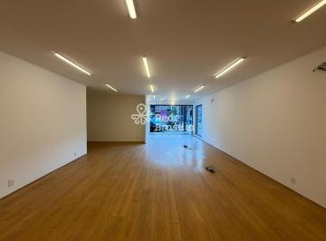 Comercial · 225m² · CLS 406 Bloco C - Loja comercial completamente reformada, 03 pavimentos, pronta para o seu negócio!