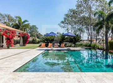Casa · 892m² · 5 Quartos · 5 Vagas · Fazenda da Grama Arquitetura assinada Antônio Scarpa