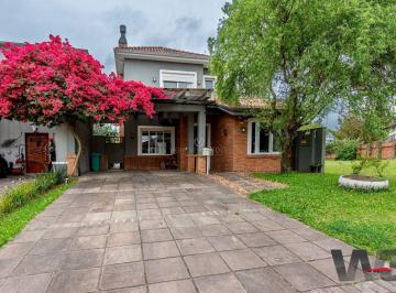 Casa · 230m² · 4 Quartos · 4 Vagas · Casa à venda - em Terraville