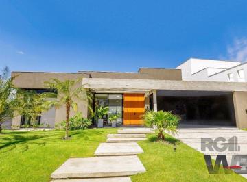 Casa · 380m² · 3 Quartos · 3 Vagas · Casa térrea com piscina, no Condominio Terra Ville com 380,27m2 e 3 suites.