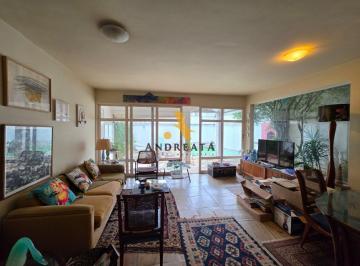 Casa · 230m² · 4 Quartos · 2 Vagas · Venda de Casa em Condomínio com 4 quarto(s), 1 suíte(s), 230 m², por R$ 1.8 milhão, no condomínio Sa