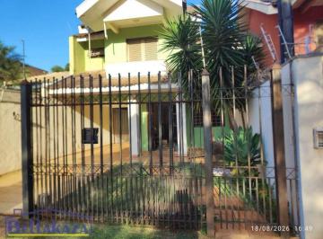 Casa · 200m² · 3 Quartos · 1 Vaga · LOCAÇÃO | Casa, com 3 dormitórios em Zona 08, Maringá