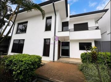Casa · 290m² · 2 Quartos · 4 Vagas · Lindíssimo Sobrado à Venda – Jardim Casa Branca, Suzano/SP