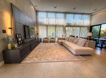 Casa · 540m² · 3 Quartos · 4 Vagas · Oportunidade - Casa em Condomínio - Condomínio Ecopark Bourbon - Caçapava - 3 Dormitórios - 257m².