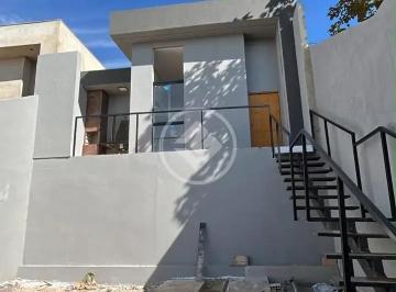 Casa · 80m² · 3 Quartos · 4 Vagas · casa 3 quartos quartos