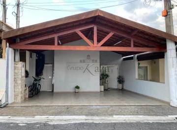 Casa · 255m² · 3 Quartos · 2 Vagas · Oportunidade - Casa em Condomínio - Residencial Gênova - Jacareí - 3 Dormitórios - 120m².