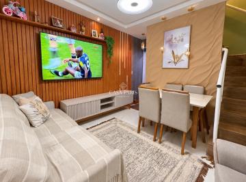 Casa · 48m² · 2 Quartos · 1 Vaga · Sobrado de Condomínio Mobiliada com Quintal e Churrasqueira na Tupi
