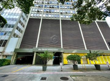 Comercial · Sala para locação no Jardim Paulistano, SP | 2 banheiros