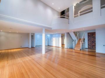 Casa · 686m² · 5 Quartos · 2 Vagas · SHIS QI 26 - A elegância de viver com vista para o Lago