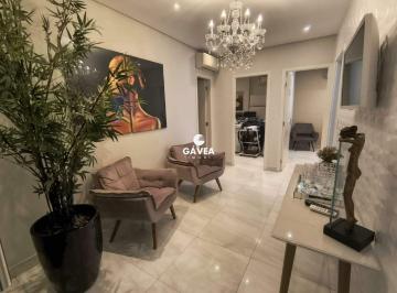 Comercial · 137m² · 1 Vaga · Conjunto Comercial/sala para aluguel no Centro em São Vicente.