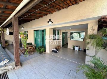 Casa · 195m² · 3 Quartos · 5 Vagas · Casa linear 3 quartos, 2 banhos 5 vagas Riacho das Pedras