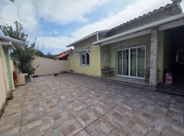 116fede46738dbc9ffae7a705914577c93e57a67 · Casa com 3 dormitórios à venda, 98 m² por R$ 780.000,00 - Centro - Maricá/RJ