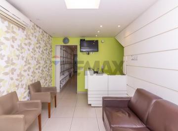Comercial · 160m² · 2 Quartos · 2 Vagas · Sobrado Comercial 160m² na Chácara Santo Antônio – Pronto para Clínica ou Escritório (Venda Rápida!)