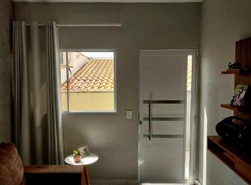 Foto 1 · Casa reformada à venda com 2 quartos e 2 vagas · Parque Almerinda Chaves, Jundiaí