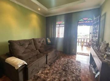 Casa · 285m² · 3 Quartos · 4 Vagas · Casa à Venda - Nacional, 3 Quartos, 285 m2